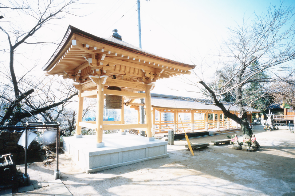 観音寺　鐘楼堂
