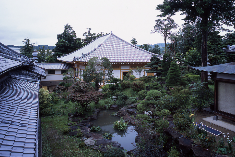 東漸寺　位牌堂