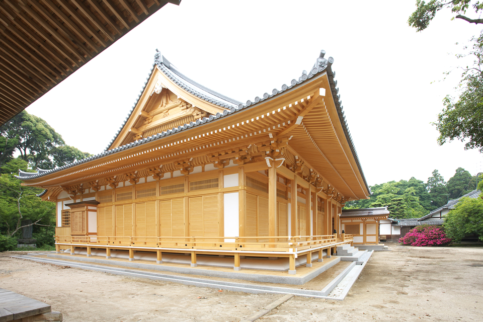 霊鷲寺　本堂